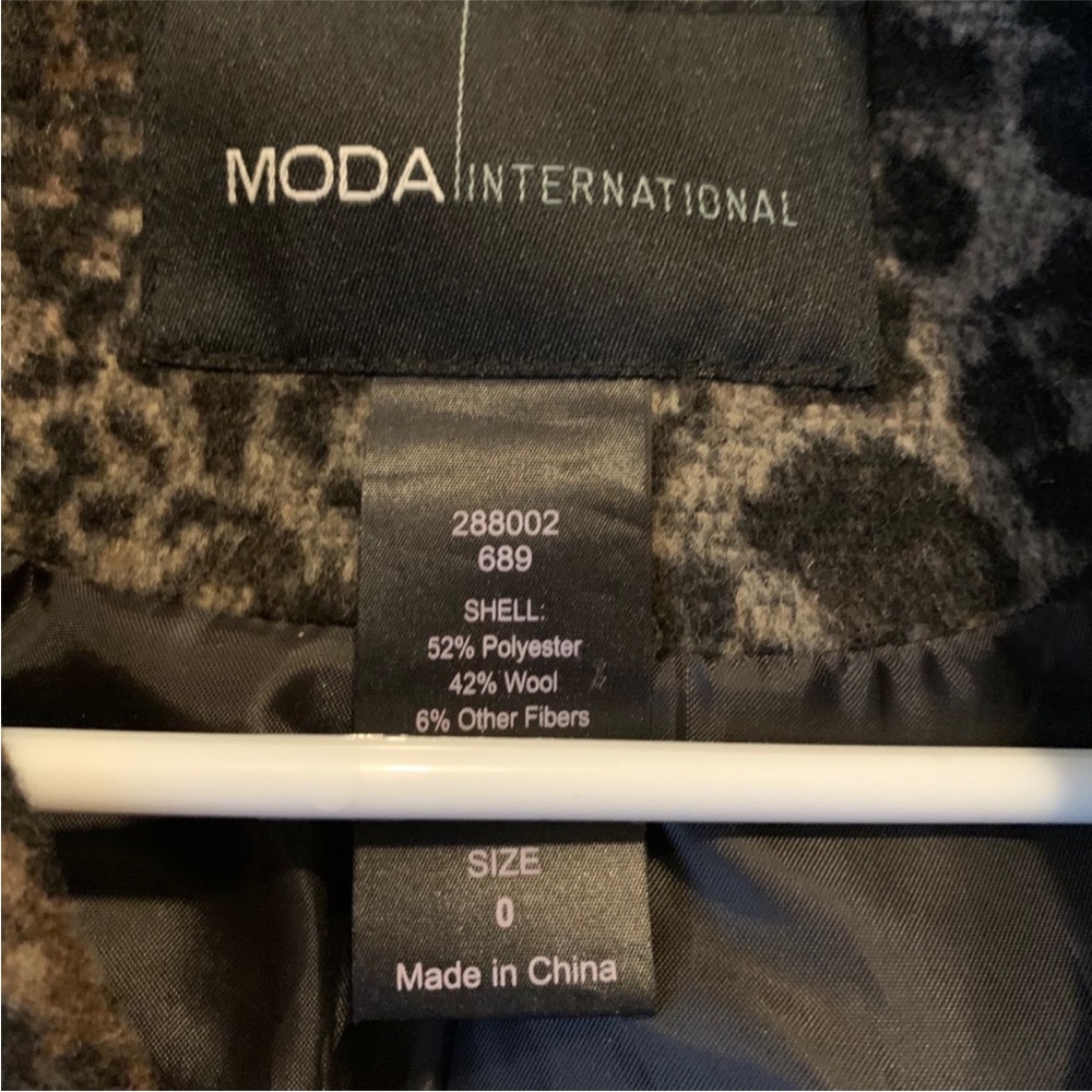 VS leopard pea coat moda international size 0 NWOT - Picture 8 of 8